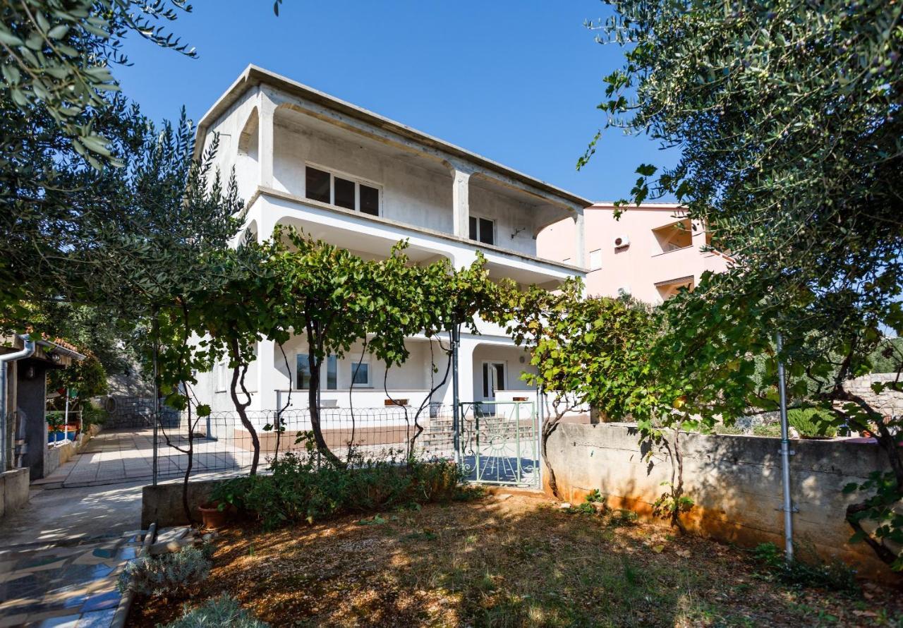 Apartment Kornic 5306B Exterior photo
